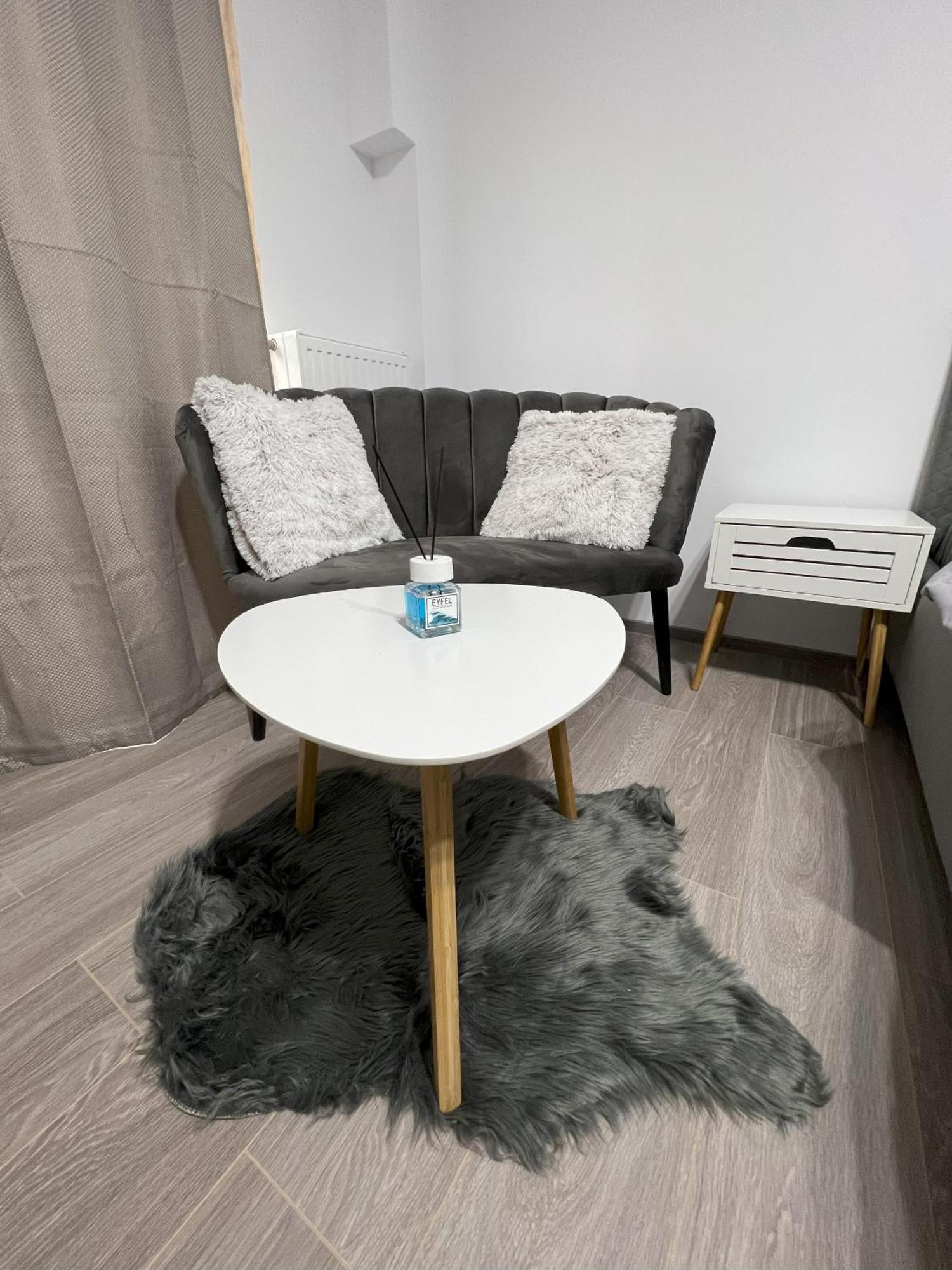 Refined Studio Haven At Exigent Plaza - 08 Bucureşti Exterior foto
